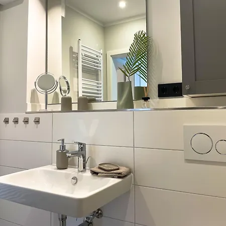 A3 - Haus Deichwind Koenigsberger Allee 36 - Feriendomizil Hollich *