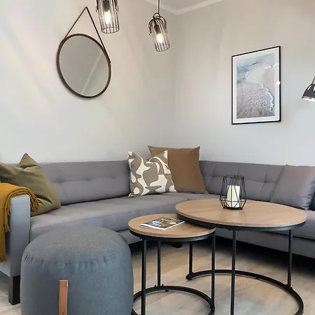 A3 - Haus Deichwind Koenigsberger Allee 36 - Feriendomizil Hollich Apartament Grömitz