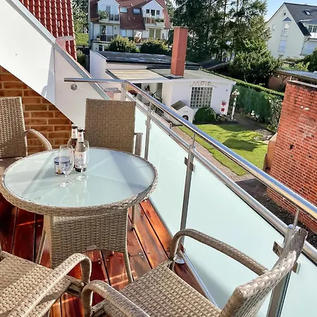 Apartament A3 - Haus Deichwind Koenigsberger Allee 36 - Feriendomizil Hollich